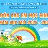 Mẫu phông nền Chào đón học sinh lớp 1